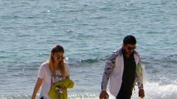 Alanya'da güneşlenen çift cezadan kurtulamadı