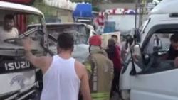 Pendik'te alkollü sürücü kamyonete çarptı: 2 yaralı