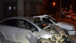 Aksaray'da polis aracı, otomobil ile çarpıştı: 5 yaralı