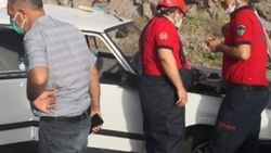 Şanlıurfa'da iki otomobil çarpıştı: 5 yaralı