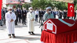 Şehit Yüzbaşı Ferhat Çiftçi son yolculuğuna uğurlandı
