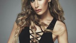 İrem Derici, yaşadığı zor günleri anlattı