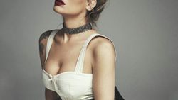 İrem Derici ile Seren Serengil birbirine girdi