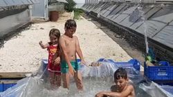 Antalya'da çocukların havuz keyfi