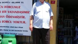 Hayırsever, mahallelinin 20 yıllık veresiye borcunu ödedi
