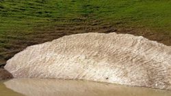 Dipsiz Göl, 1.5 metre su seviyesine ulaştı