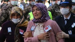 Şehit polisin eşinden acı veda