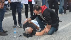 Ordu'da yolun karşısına geçmeye çalışan yayaya çarptı
