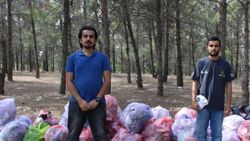 Adıyaman'da öğrenciler, piknik alanını temizledi