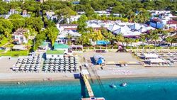 Antalya'da tatile dünya basınından övgü