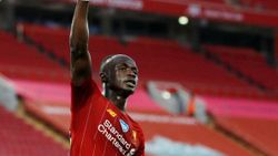 Lider Liverpool, Cyrstal Palace'a top oynatmadı