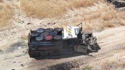 Mehmetçik YPG'nin bomba yüklü aracını imha etti