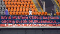 Başakşehir’den Mustafa Cengiz için pankart