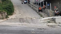 Kocaeli'de yokuş aşağı kayan çocuk öldü