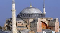 Ayasofya'nın statü değişimine karşı çıkanlar
