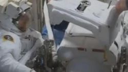 NASA astronotları uzay yürüyüşüne çıktı