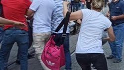 Eskişehir'de eski kocasının yeni eşini görünce, saldırdı
