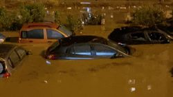 İtalya’nın Sicilya Adası’nı sel vurdu: 2 ölü