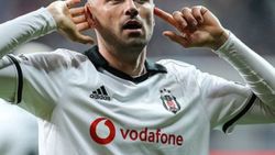 Lille teknik direktörü: Burak Yılmaz ile ilgileniyoruz