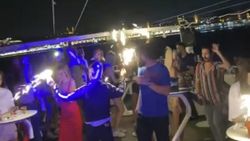 İstanbul Boğazı’nda yat partileri bitmiyor