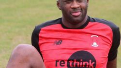Yaya Toure, Leyton Orient ile idmana çıkıyor