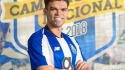 Pepe, Porto ile sözleşme uzatıyor