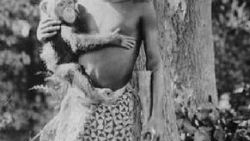 Afrikalıyı maymunla sergileyen ABD'den 114 yıl sonra özür