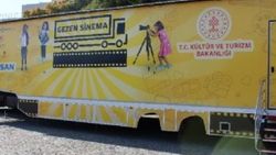 Gezen Sinema Tırı, çocuklar için açık hava sinemasında
