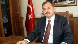Vali Yardımcısı Tolga Polat, miras için ailesine kıydı