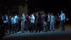 Konya'da sokak düğününde sosyal mesafe unutuldu