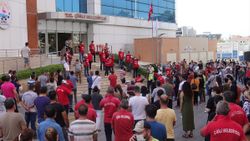 İzmir'de Çiğli Belediyesi'ne grev kararı asıldı