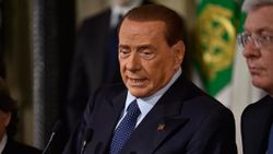 Berlusconi’nin kız arkadaşı ve çocukları da virüse yakalandı