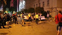 İzmir'de otomobil Yunus ekibine çarptı: 4 yaralı