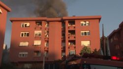 Beşiktaş'ta apartmanın bodrum katında yangın çıktı