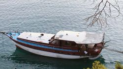 Antalya'da tur teknesinden 190 kaçak göçmen çıktı