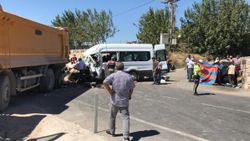 Adıyaman’da minibüs ile kamyon çarpıştı: 1 ölü, 19 yaralı