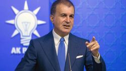 Ömer Çelik'ten Macron'a yanıt: Cumhurbaşkanımızı hedef alması bizim için gururdur