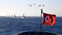 Yunanistan: Türkiye, Doğu Akdeniz'deki tüm gemilerini derhal çekmeli