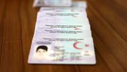 Çipli kimlik kartlarına ehliyet bilgileri ekleniyor