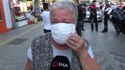 Yaşlı kadın maske takmayanlar yüzünden gözyaşı döktü