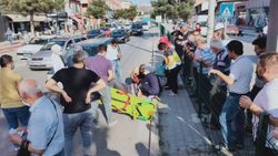 Karabük'te otomobilin yaya çarpma anı güvenlik kamerasına yansıdı