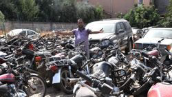 Reyhanlı’daki yediemin otoparkında 12 milyon liralık servet yatıyor