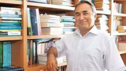 Koronavirüs tedavisi gören ilahiyatçı Hasan Onat, hayatını kaybetti