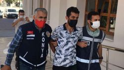 Konya'da tarlasını süren kuzenini ve arkadaşını vurdu