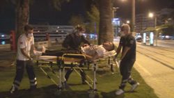 İzmir’de çıkan kavgada iki kardeş bıçaklandı