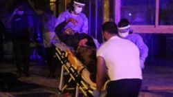 İzmir'de iş yerine girmeye çalışan hırsız, tüfekle vuruldu
