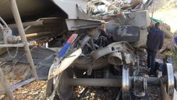 Yozgat'ta iki yük treni çarpıştı
