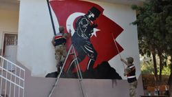Gaziantep’te öğretmenler ile askerler okulu boyadı