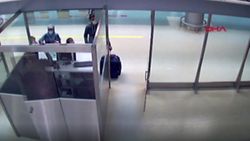 Ukrayna’dan İstanbul’a sahte pasaportla gelmeye çalıştı