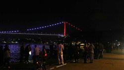 Emirgan'da erkek arkadaşıyla tartışan genç kız denize atladı